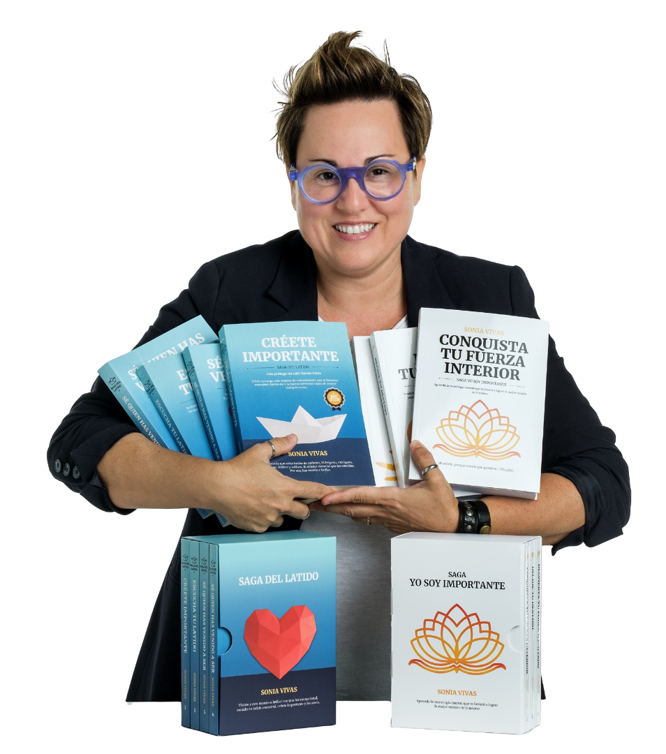 Sonia Vivas con sus libros